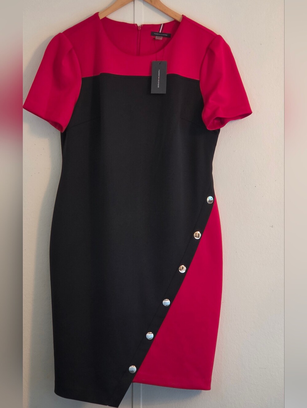 Tommy Hilfiger Black and Red  Colorblock Midi Dress